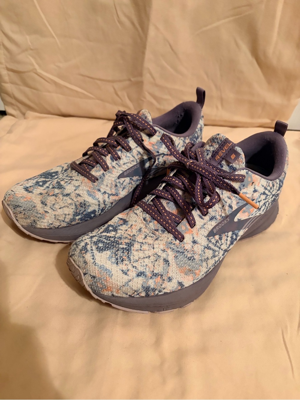 Brooks Women's Running Shoes - Marbled Blue and Purple